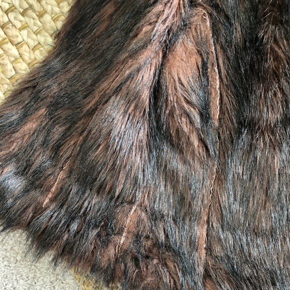 Boho style faux fur vest - Picture 10 of 10